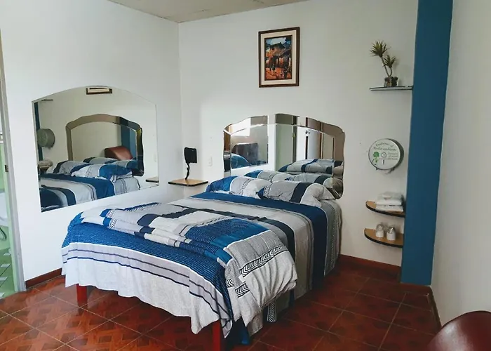Hospedaje Las Tres Regiones